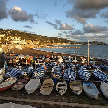 Appartement 039 - Casa Residenziale A Lavagna A 5 Minuti Dal Mare Extérieur photo