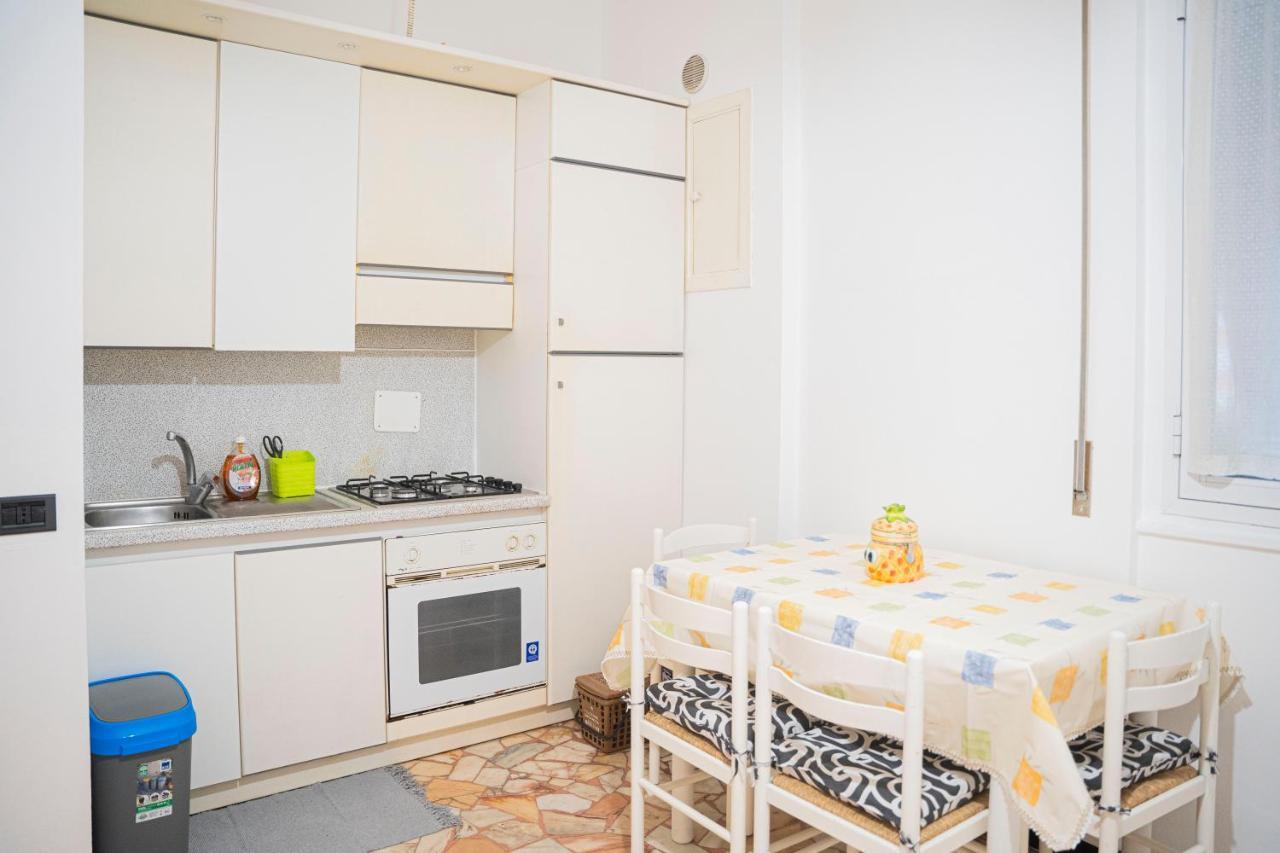 Appartement 039 - Casa Residenziale A Lavagna A 5 Minuti Dal Mare Extérieur photo