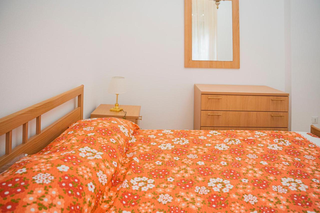 Appartement 039 - Casa Residenziale A Lavagna A 5 Minuti Dal Mare Extérieur photo